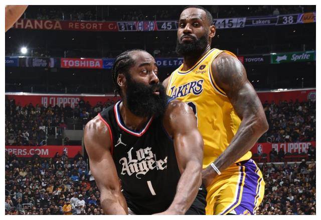 萨拉赫连续七场比赛得分超过大胜，湖人挑战极限！的简单介绍-开云在线